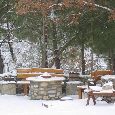 Apolithomeno Dasos Near Alexandroupolis Tatil parkı *